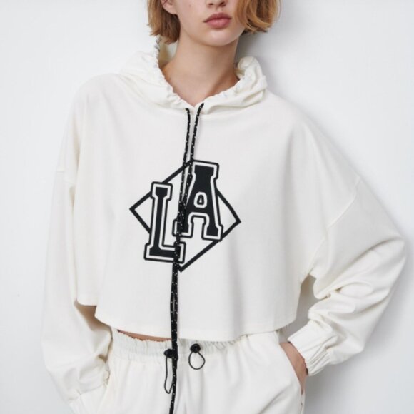 Zara LA Graphic Cropped Hoodie Off-White Cream & Black Size Large Streetwear - Picture 1 of 14